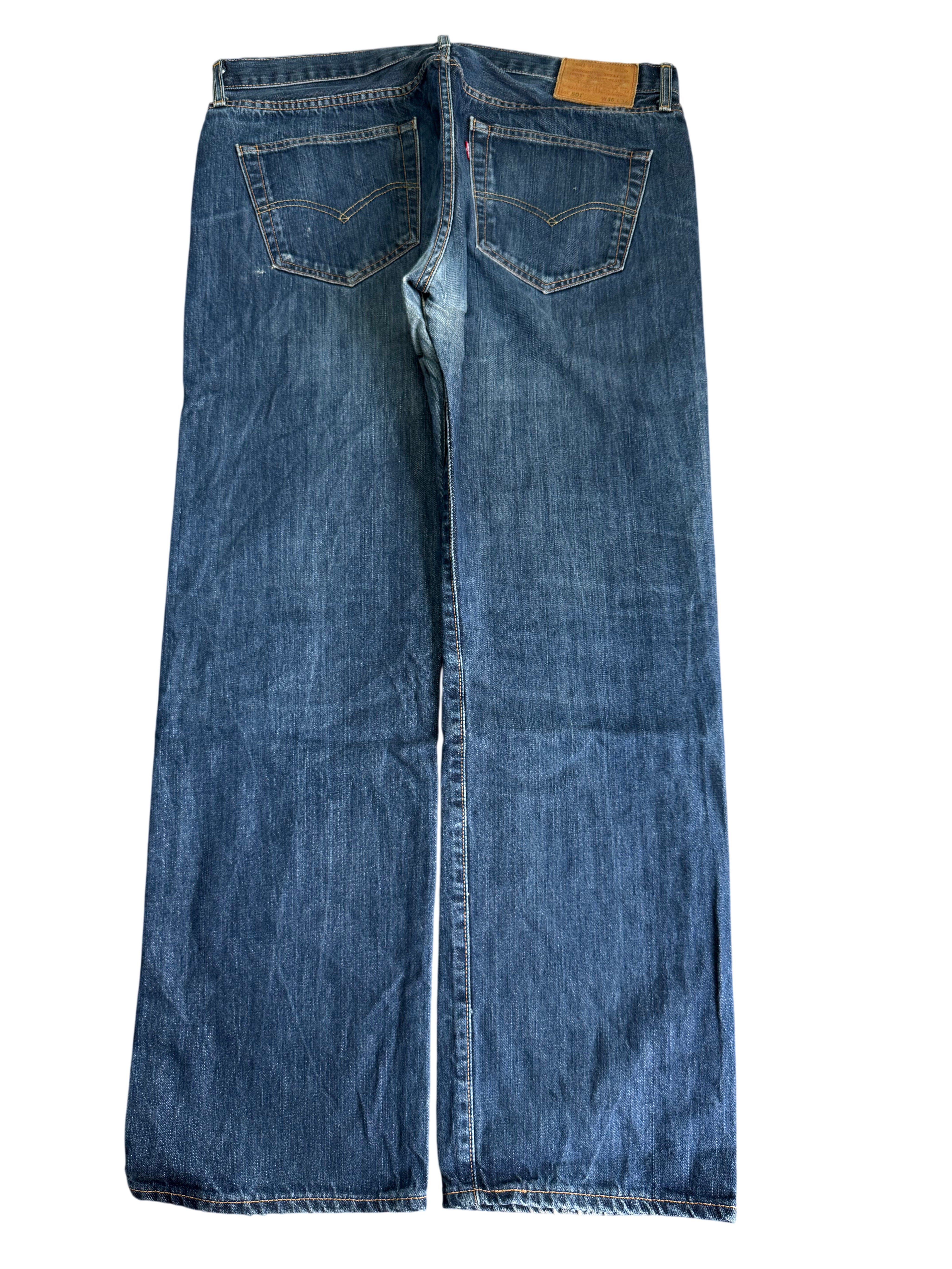 LEVI'S JEANS (39)