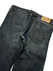 LEVI'S  JEANS (142)