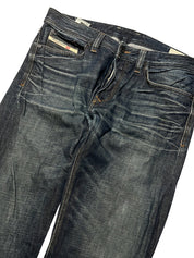LEVI'S  JEANS (142)