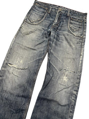 LEVI'S WASHED JEANS (218)