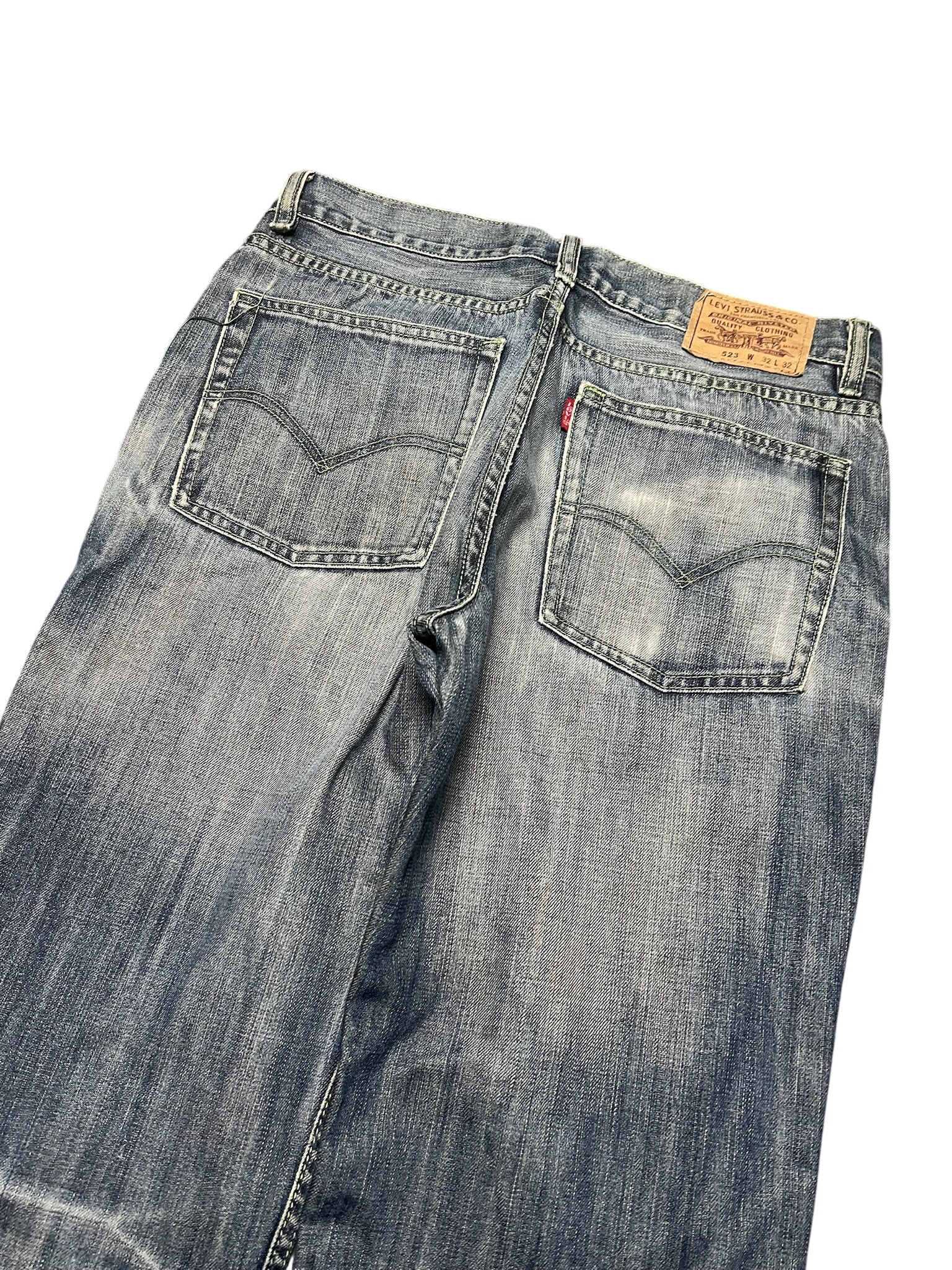 LEVI'S WASHED JEANS (233)