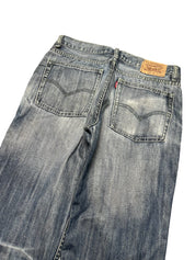 LEVI'S WASHED JEANS (233)