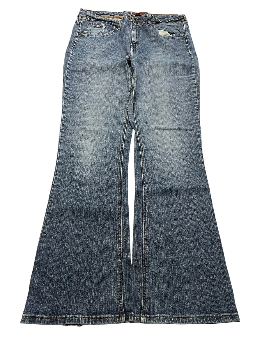 Y2K BOOTCUT WOMEN LOW WAIST JEANS (549)