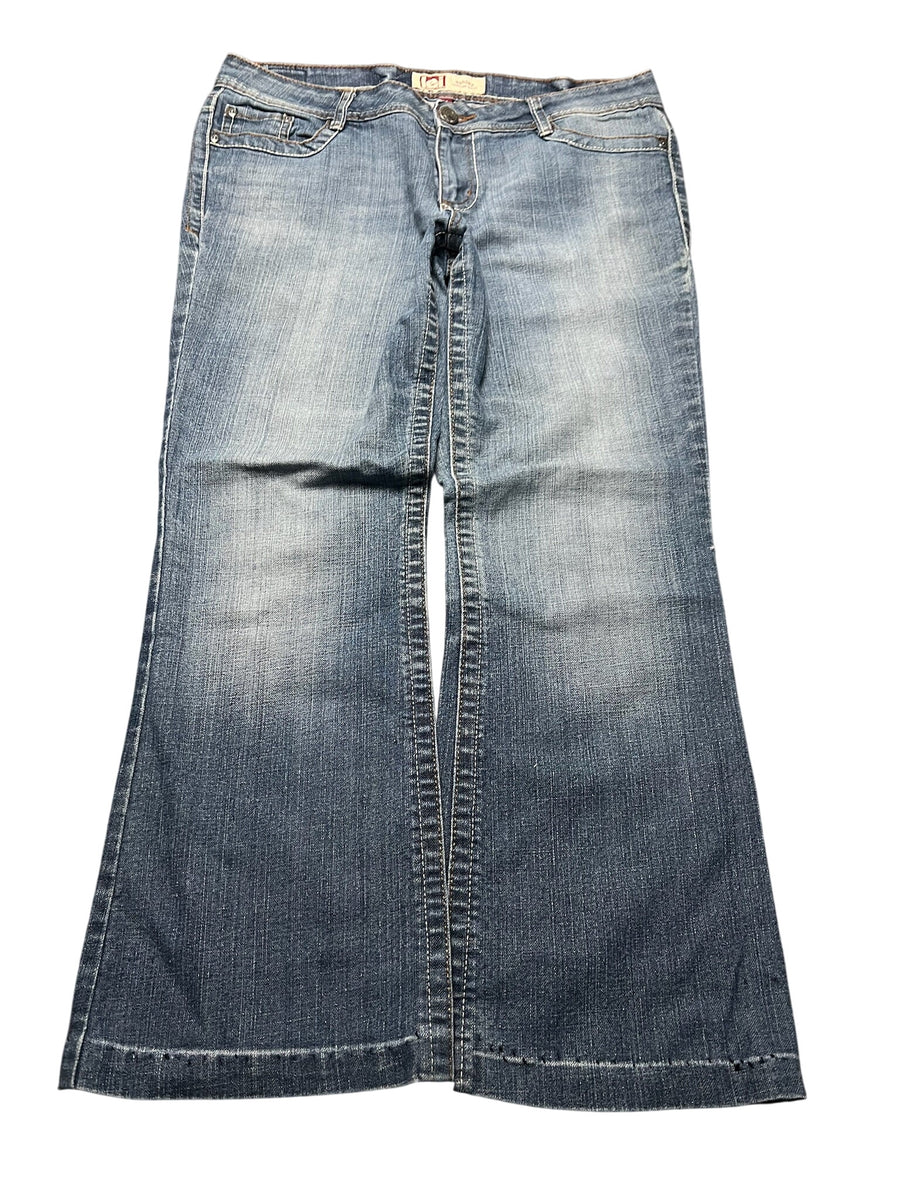 Y2K BOOTCUT WOMEN LOW WAIST JEANS (664)